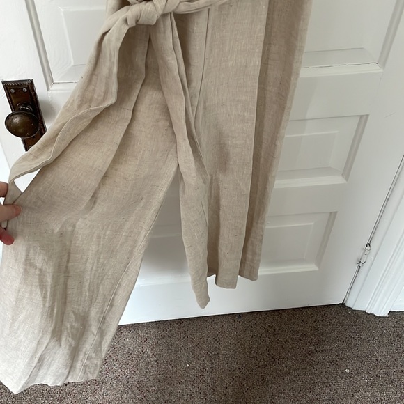 Beige romper from Nordstrom (Contemporaine) size 0 - Picture 3 of 4